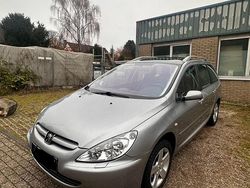 Grau Gebraucht 2003 Peugeot 307 Kombi | 3.450 € (Fairer Preis)