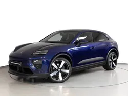 Enzianblaumetallic Gebraucht 2024 Porsche Macan SUV | 89.900 € (Superpreis)