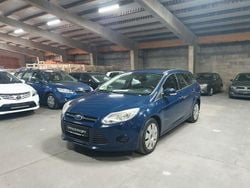 Blau Gebraucht 2014 Ford Focus Ambiente Kombi | 2.499 € (Superpreis)