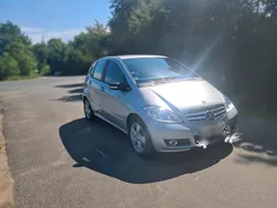 Silber Gebraucht 2011 Mercedes A180 Limousine | 7.000 € (Fairer Preis)