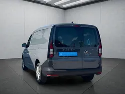 Grau Gebraucht 2021 VW Caddy Maxi Van / Kleinbus | 21.249 € (Fairer Preis)