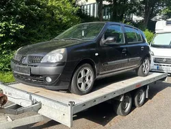 Schwarz Gebraucht 2004 Renault Clio II Limousine | 950 € (Guter Preis)