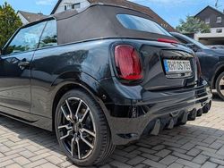 Grau Gebraucht 2025 Mini John Cooper Works Cabriolet Cabrio | 41.995 € (Fairer Preis)