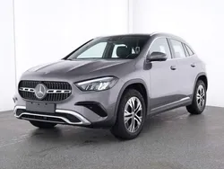 Grau Gebraucht 2023 Mercedes GLA200 SUV | 38.990 € (Etwas zu teuer)
