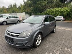 Grau Gebraucht 2005 Opel Astra Cosmo Kombi | 1.350 € (Fairer Preis)