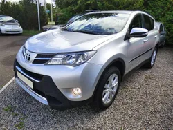 Silber Gebraucht 2014 Toyota RAV4 Life SUV | 16.980 € (Etwas zu teuer)