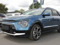 Mineralblau metallic Neu 2025 Kia Niro 4 SUV | 39.845 € (Fairer Preis)