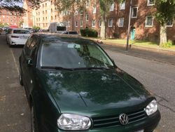 Grün Gebraucht 1999 VW Golf IV Kleinwagen | 2.000 € (Guter Preis)