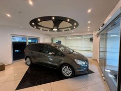 Parksidemetallic Gebraucht 2015 Ford S-MAX Trend Van / Kleinbus | 11.000 €