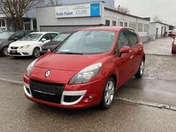 Rot Gebraucht 2010 Renault Scénic Dynamique Van / Kleinbus | 5.500 € (Guter Preis)