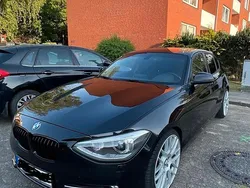 Schwarz Gebraucht 2011 BMW 118 Sport Line Kleinwagen | 7.500 €