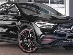 Schwarz Gebraucht 2021 Mercedes GLA200 AMG line SUV | 35.000 € (Etwas zu teuer)