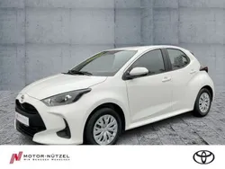 Schneeweiß Neu 2024 Toyota Yaris Hybrid Comfort Kleinwagen | 21.990 € (Superpreis)