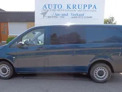 Blau Gebraucht 2022 Mercedes Vito Van / Kleinbus | 19.990 € (Superpreis)