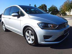 Reflexsilber Gebraucht 2014 VW Golf VII Comfortline Kombi | 10.450 € (Etwas zu teuer)