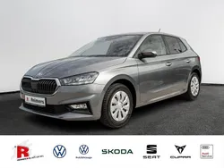 Grau Gebraucht 2024 Skoda Fabia Selection Limousine | 18.490 € (Fairer Preis)