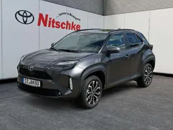 Marlingrau Gebraucht 2024 Toyota Yaris Cross Team SUV | 28.990 € (Fairer Preis)