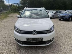 Candyweiß Gebraucht 2013 VW Touran Life Van / Kleinbus | 8.700 € (Guter Preis)