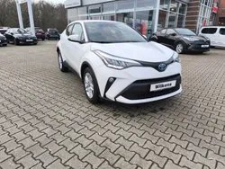 Schneeweiss Gebraucht 2023 Toyota C-HR SUV | 26.900 € (Guter Preis)