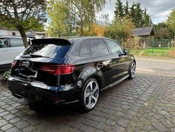 Schwarz Gebraucht 2018 Audi A3 Sportback S-Line Kleinwagen | 18.990 € (Etwas zu teuer)