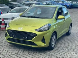 Gelb Neu 2025 Hyundai i10 Kleinwagen | 16.999 € (Superpreis)
