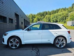 Weiß Gebraucht 2021 Audi Q5 Ambiente SUV | 39.200 € (Etwas zu teuer)