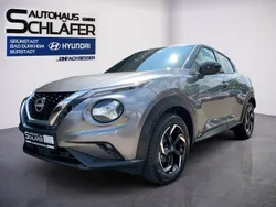 Grau Gebraucht 2024 Nissan Juke N-Connecta SUV | 18.480 € (Fairer Preis)