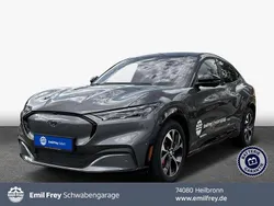 Grau Gebraucht 2023 Ford Mustang Mach-E Premium SUV | 39.550 € (Superpreis)