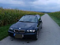 Schwarz Gebraucht 2004 BMW 330 Kombi | 2.800 €