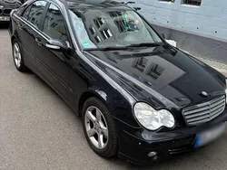 Schwarz Gebraucht 2005 Mercedes C200 Classic Kombi | 4.200 € (Teuer)
