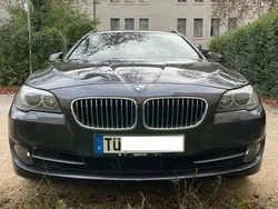 Grau Gebraucht 2011 BMW 530 Kombi | 9.000 € (Guter Preis)