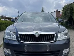 Gebraucht 2011 Skoda Octavia Elegance Kombi | 3.000 € (Superpreis)