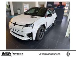 Perlmuttweiß metallic, dach b Neu 2025 Renault R5 Iconic Kleinwagen | 31.998 € (Etwas zu teuer)