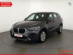 Grau Gebraucht 2022 BMW X1 SUV | 26.990 € (Fairer Preis)