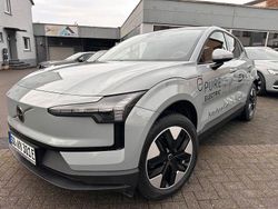 Grau Gebraucht 2025 Volvo EX30 Core SUV | 35.999 € (Superpreis)