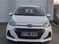 Weiß Gebraucht 2018 Hyundai i10 Passion Kleinwagen | 12.500 € (Fairer Preis)