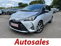 Silber Gebraucht 2019 Toyota Yaris Design Limousine | 10.803 € (Fairer Preis)