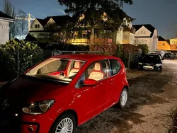 Rot Gebraucht 2012 VW up! Highline Kleinwagen | 8.000 €