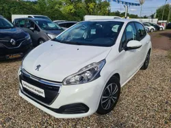 Weiß Gebraucht 2019 Peugeot 208 Active Top Kleinwagen | 10.500 € (Fairer Preis)