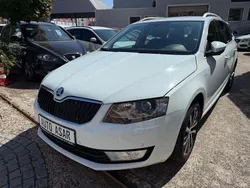 Weiß Gebraucht 2016 Skoda Octavia Kombi | 7.980 € (Superpreis)