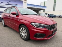 Rot Gebraucht 2016 Fiat Tipo Easy Kombi | 8.500 € (Fairer Preis)