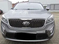 Grau Gebraucht 2015 Kia Sorento Platinum Edition SUV | 14.000 € (Fairer Preis)