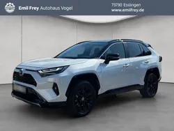 Weiß Gebraucht 2024 Toyota RAV4 Hybrid Style SUV | 43.440 € (Fairer Preis)
