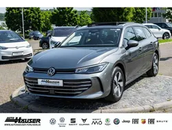 Grau Gebraucht 2025 VW Passat Business Kombi | 39.975 € (Teuer)
