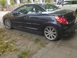 Schwarz Gebraucht 2010 Peugeot 207 CC Roland Garros Cabrio | 1.990 € (Superpreis)
