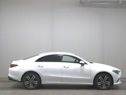 Weiss Gebraucht 2022 Mercedes CLA180 Progressive Limousine | 21.980 € (Fairer Preis)