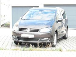 Braun Gebraucht 2017 VW Sharan Highline Van / Kleinbus | 25.000 € (Fairer Preis)