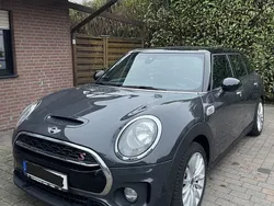 Grau Gebraucht 2016 Mini Cooper SD Clubman Sport Kombi | 9.390 €