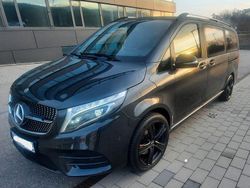 Grau Gebraucht 2021 Mercedes V300 AMG Van / Kleinbus | 52.500 € (Superpreis)