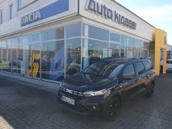 Schwarz Neu 2025 Dacia Jogger Extreme Limousine | 28.619 € (Etwas zu teuer)